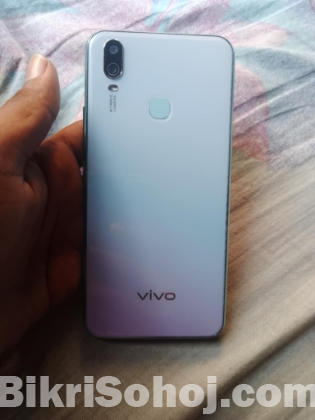 Vivo y11